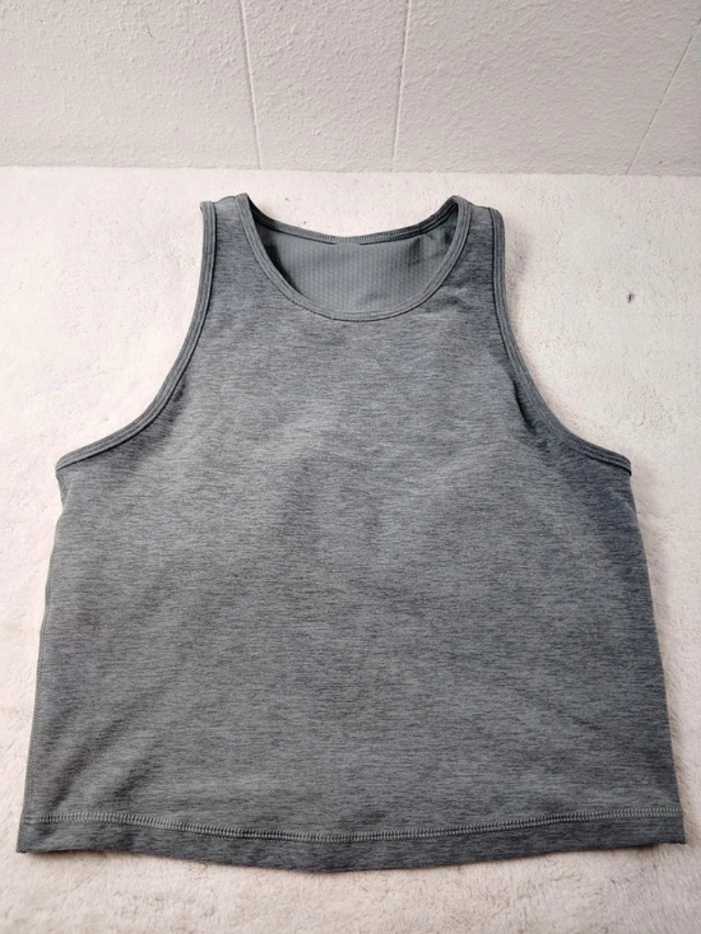 Vuori All The Form Tank Top Cropped Tank Top in Blue Size Small Like New